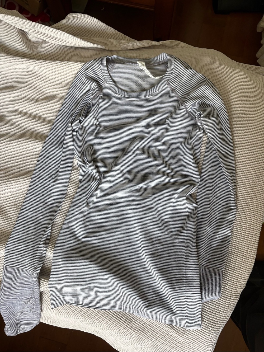 Lululemon swiftly run striped black and white longsleeve full length top